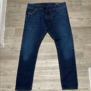 Diesel KROOLEY blue Slim Jeans with Classic Style size 30x32
